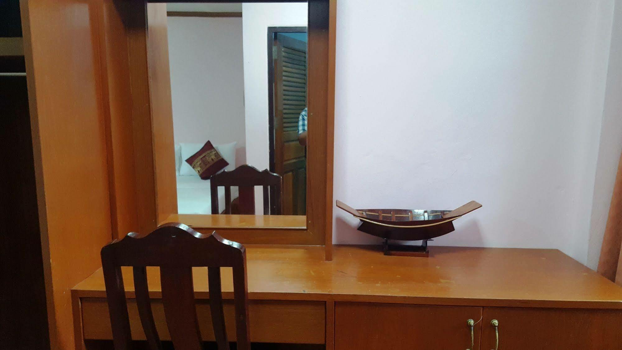 Hotel Coconut House Chaweng Ko Samui Exterior foto